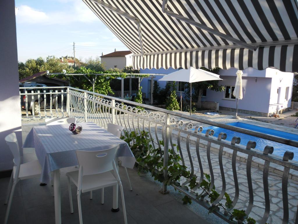 Apartments Jerine Tribalj Rom bilde