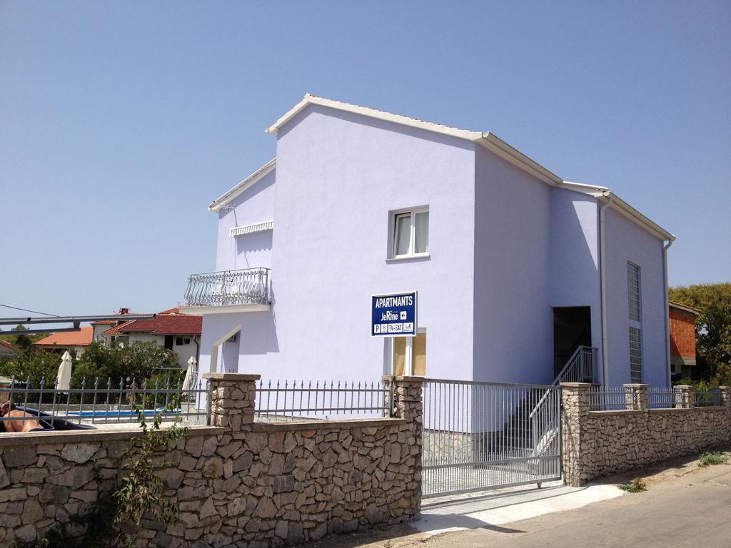 Apartments Jerine Tribalj Rom bilde