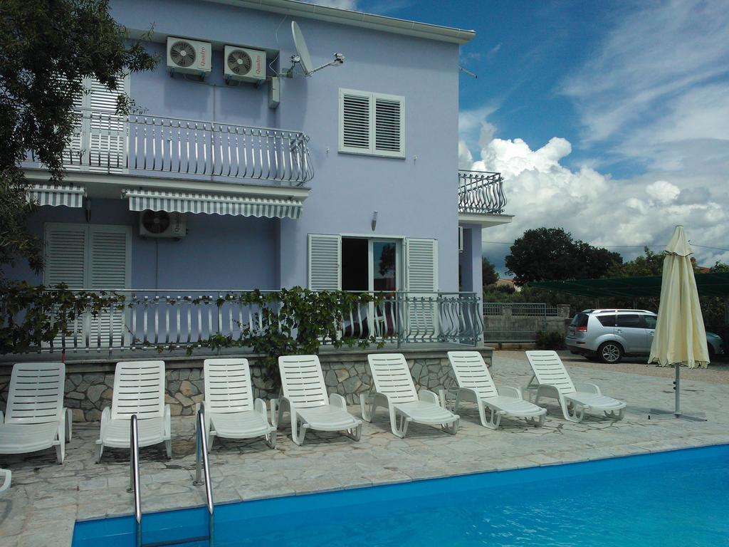 Apartments Jerine Tribalj Rom bilde